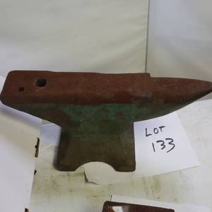 lot 133 image: 70# ANVIL