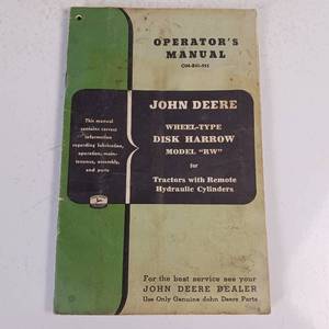 lot 29 image: DISK HARROW  JOHN DEERE OPERATORS MANUAL  VINTAGE