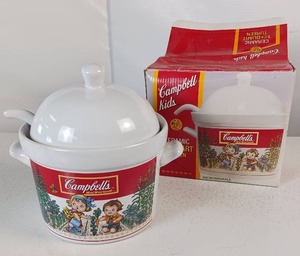 lot 38 image: Campbell Soup Tureen  1.5 Qt  NIB