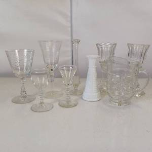 lot 50 image: 11 PC V&G GLASSWARE  VASES  PITCHER  CANDLE  WINE