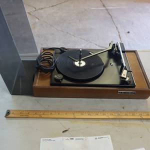 lot 168 image: PANASONIC SEMIPORTABLE TURNTABLE  VINTAGE