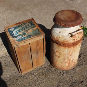 lot 170 image: VINTAGE LARGE PEAR CRATE  MILK CAN