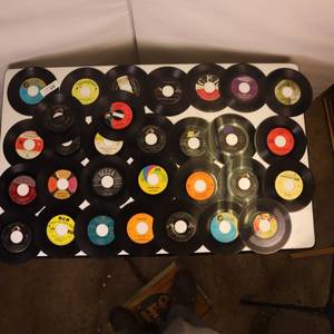 lot 64 image: ABOUT 45 45rpm records   Check it out, there are some big hits in there