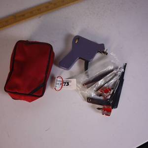 lot 73 image: Lock Smith Gun  with all accessories