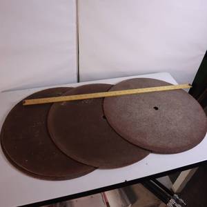 lot 93 image: Heavy duty sanding disks
