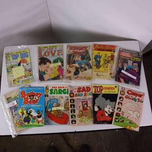 lot 199 image: BUSTER BROWN  BARNEY BEAR  & OTHER TOP COMICS 