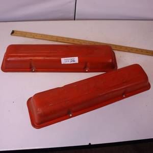 lot 216 image: AUTHENTIC CHEVROLET VALVE COVERS