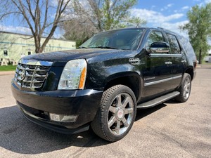 lot 26 image: 2007 CADILLAC ESCALADE w 6.2L Motor All wheel Drive
