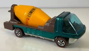 lot 8 image: 1969 REDLINE Hot Wheels The Heavy Weights Cement Truck