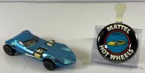 lot 59 image: 1968 REDLINE Hot Wheels Twinmill Transparent Light Blue With Button Nice Condition
