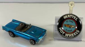 lot 67 image: 1968 REDLINE Hot Wheels  57 - Bird Classic With Button Transparent Baby Blue Nice Condition