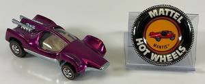 lot 73 image: 1969 REDLINE Hot Wheels Mantis Transparent Plum Purple With Button Super Nice Condition (Tab Missing On Button)