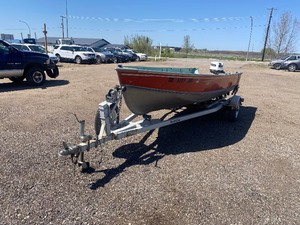 1980 Lund fishing boat