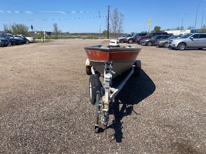 1980 Lund fishing boat