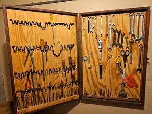 lot 74 image: Handymans Tool Bundle (Pick It)