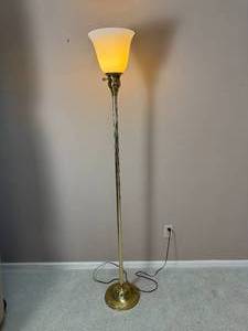 lot 32A image: Handsome Polished Brass Torchiere Lamp