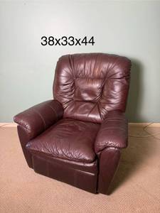Chocolate Tone Leather Recliner from Lane Furniture