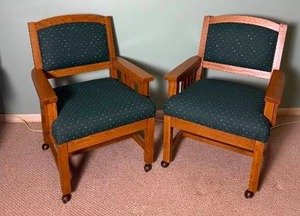 lot 30 image: American Misson Card Table Chairs