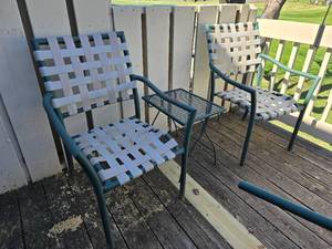 lot 11 image: Outdoor  Patio Strap Chair Seating Set