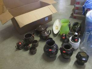 lot 43 image: (EW4) Big Box Full of Assorted Cera...