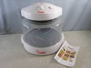 lot 85 image: (BSB) NuWave Infrared Oven with Rec...