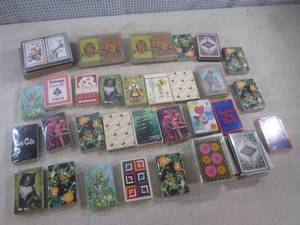 lot 89 image: (CSB) Assortment of New Playing Car...