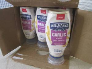 lot 128 image: (C-1) 12 Bottles of Hellmanns Garl...