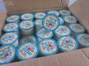 lot 133 image: (C-1) 100 Cups of Kens Steak House...