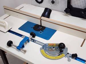 lot 16 image: Rolling Router Table with Rockler Fence and Porter Cable Router