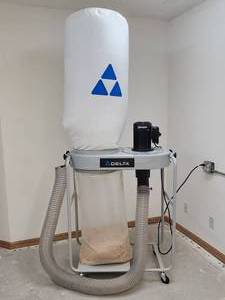 lot 21 image: Delta Woodworking Dust Collection System Model 50-760