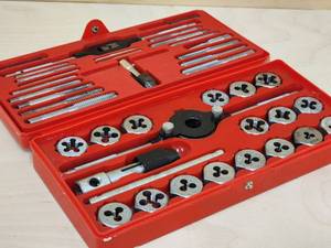 Vermont American Tap and Hex Die Set