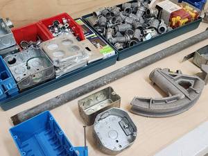 lot 28 image: Electricians Supplies with Conduit Tube Benders