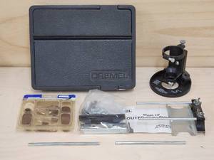 lot 111 image: Dremel Tool with Accessories