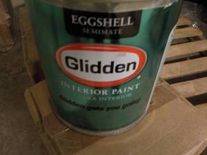 lot 180 image: 8 qts Glidden Paint- your choice fr...