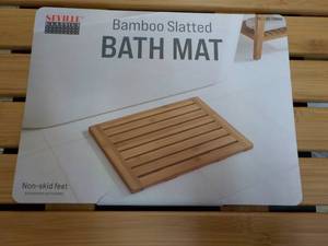 lot 6 image: Seville Bamboo Slatted Bath Mat...
