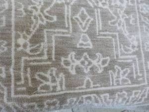 lot 24 image: Everest Runner 30 x 96...