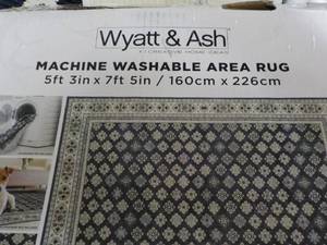 lot 31 image: Wyatt and Ash Beatrice Navy Machine...