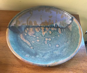 lot 21 image: Stunning Signed Pottery Console Bowl