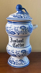 lot 26 image: Vintage Delft Instant Coffee Canister