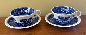 lot 83 image: Copeland Spodes Tower Cups with Saucers