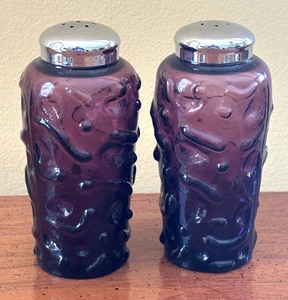 lot 84 image: Gorgeous Amethyst Glass Salt and Pepper Shakers