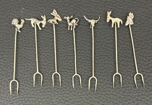 lot 74A image: Vintage Set of 7 Mexico Silver Cocktail Hors Doeuvres Picks Forks