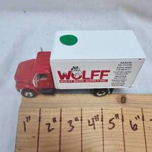 lot 32 image: American Standard Wolff Box Delivery Truck
