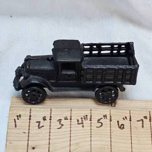 lot 38 image: Cast Iron Model T Ford Stake Truck