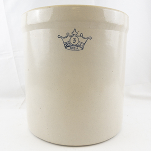 lot 5 image: Vintage 2 Gallon Robinson Ronsbottom Stoneware Crock -Excellent Condition