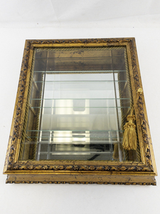 lot 10 image: HORCHOW CREAZIONI ARTISTICHE Gold Tone Decorative Wall Mounted Display Cabinet