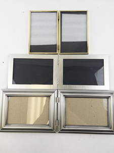 lot 58 image: Group of 3 Folding Two Side Picture Frames
