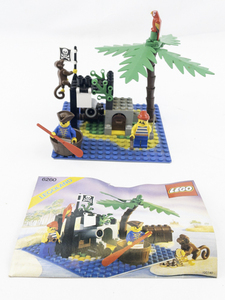 lot 106 image: LEGO Pirates Shipwreck Island - Set Completed