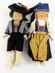 lot 123 image: Pair of Vintage Sleepy Eye Austrian Baitz Dolls.