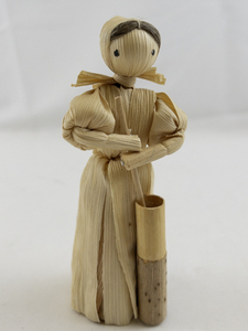 lot 124 image: Vintage Homemade Austrian Corn Husk Girl with Mop Figure.
